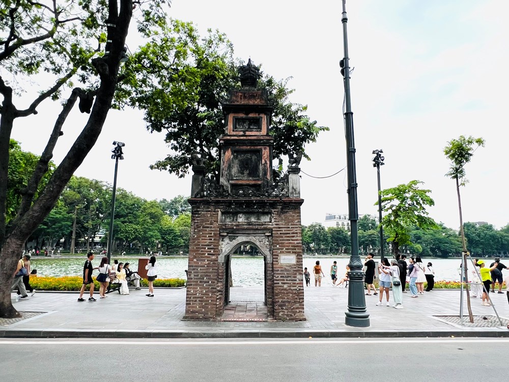 Hà Nội nghiên cứu gợi nhắc hình ảnh chùa Báo Ân trong khuôn viên Bưu điện - ảnh 2