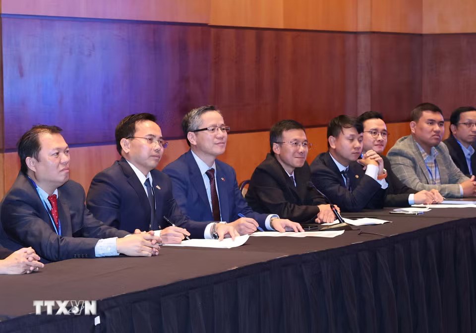 Tổng Bí thư, Chủ tịch nước Tô Lâm gặp đại diện Mạng lưới chuyên gia, nhà khoa học Việt Nam tại Canada - ảnh 6