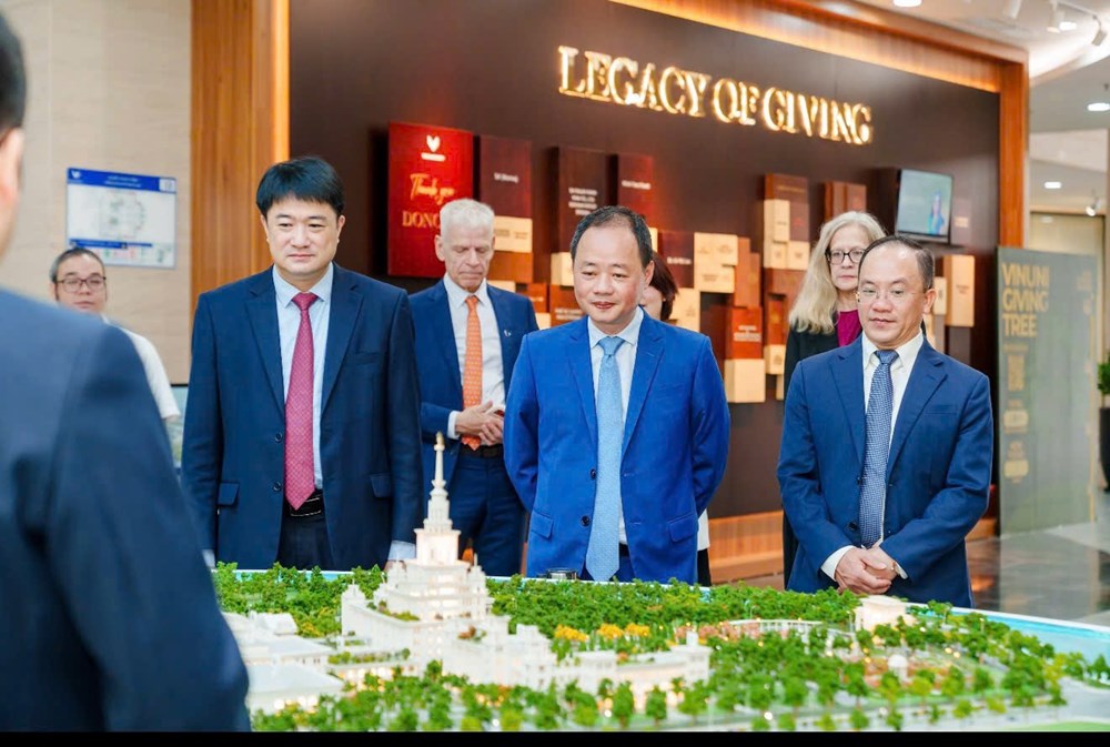Vingroup và Viện Hàn lâm Khoa học và Công nghệ Việt Nam hợp tác phát triển công nghệ mũi nhọn - ảnh 2