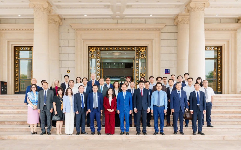 Vingroup và Viện Hàn lâm Khoa học và Công nghệ Việt Nam hợp tác phát triển công nghệ mũi nhọn - ảnh 4