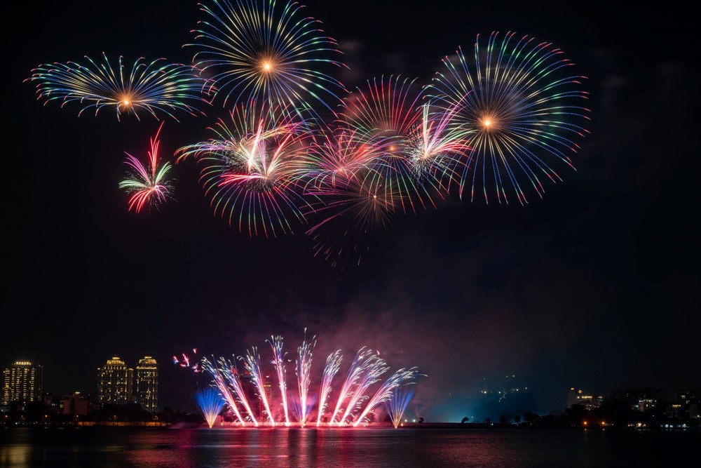 Sun Group thắp sáng bầu trời Hà Nội bằng “bản giao hưởng ánh sáng”  - ảnh 3