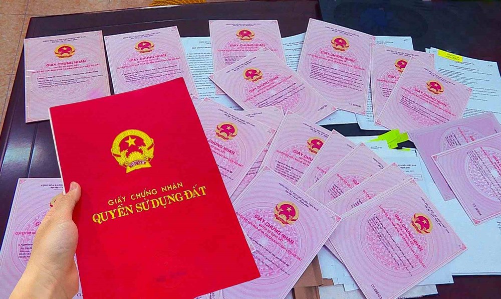 Bị thu hồi sổ đỏ do sai sót của cơ quan quản lý, người dân có được trả lại lệ phí trước bạ? - ảnh 1
