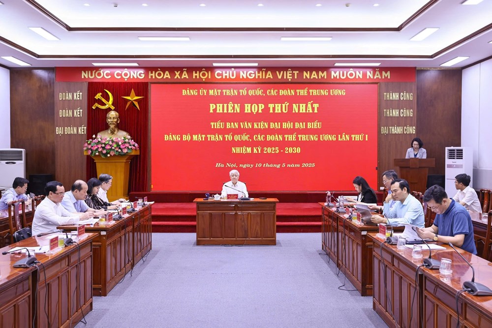 MTTQ Việt Nam tập trung vào đột phá đổi mới phương thức hoạt động gắn với địa bàn dân cư - ảnh 1