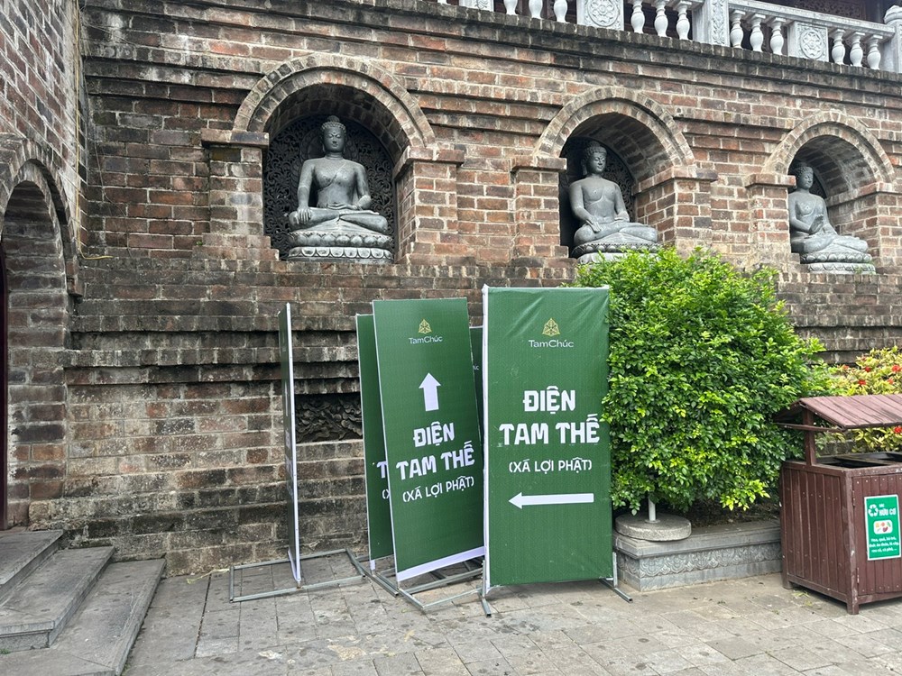 Chùa Tam Chúc phát 5 vạn suất ăn chay miễn phí mỗi ngày cho phật tử về chiêm bái xá lợi Đức Phật - ảnh 12
