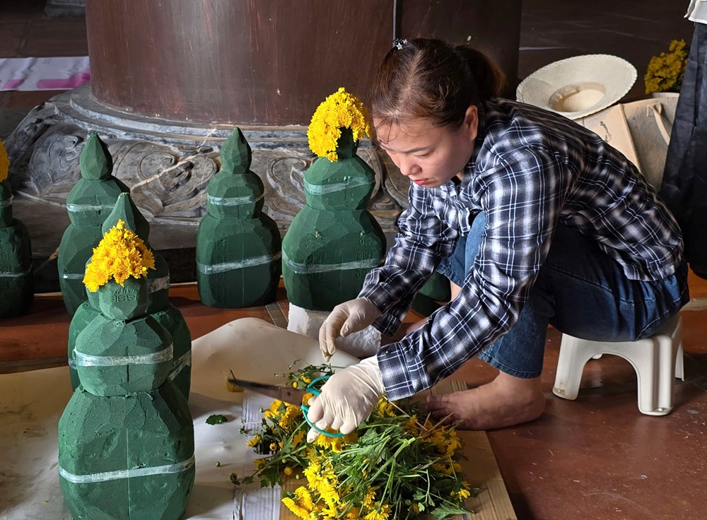 Chùa Tam Chúc phát 5 vạn suất ăn chay miễn phí mỗi ngày cho phật tử về chiêm bái xá lợi Đức Phật - ảnh 10