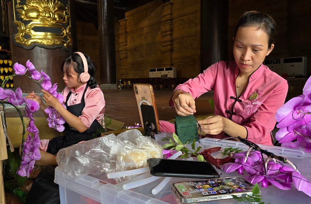 Chùa Tam Chúc phát 5 vạn suất ăn chay miễn phí mỗi ngày cho phật tử về chiêm bái xá lợi Đức Phật - ảnh 8