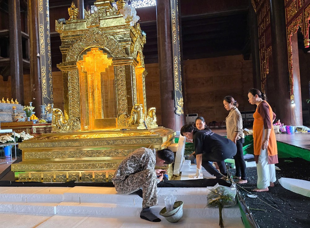 Chùa Tam Chúc phát 5 vạn suất ăn chay miễn phí mỗi ngày cho phật tử về chiêm bái xá lợi Đức Phật - ảnh 6