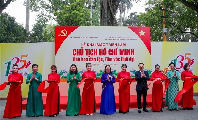 Khai mạc triển lãm cấp quốc gia Chủ tịch Hồ Chí Minh - Tinh hoa dân tộc, Tầm vóc thời đại - ảnh 1