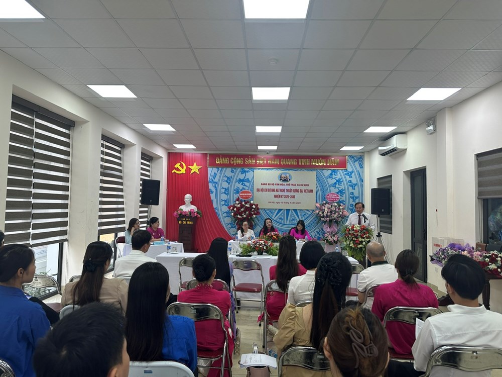 Chi bộ Nhà hát Nghệ thuật đương đại Việt Nam tổ chức thành công Đại hội chi bộ nhiệm kỳ 2025-2030 - ảnh 3