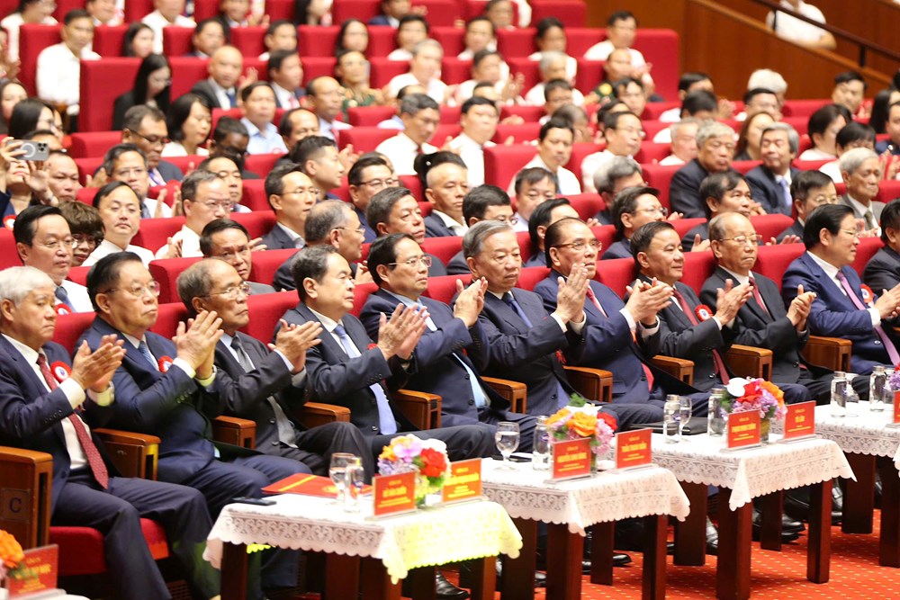 Lễ kỷ niệm trọng thể 100 năm Ngày Báo chí cách mạng Việt Nam - ảnh 2
