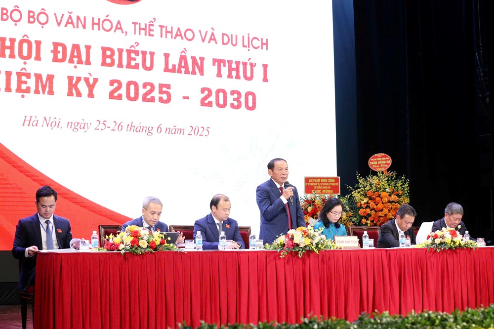 Chúng ta không chỉ giữ nhịp mà còn phải tạo ra nhịp mới nhanh hơn, cao hơn, mạnh mẽ hơn và quyết liệt hơn - ảnh 1
