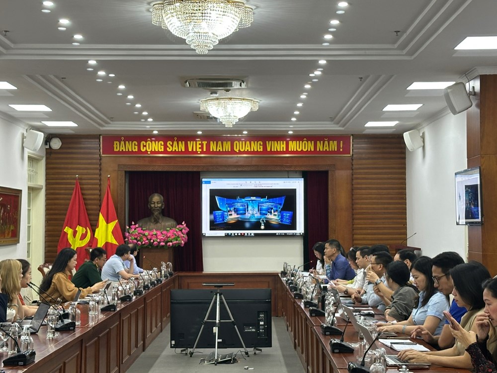 Kết nối lịch sử với hiện tại và tương lai  - ảnh 3