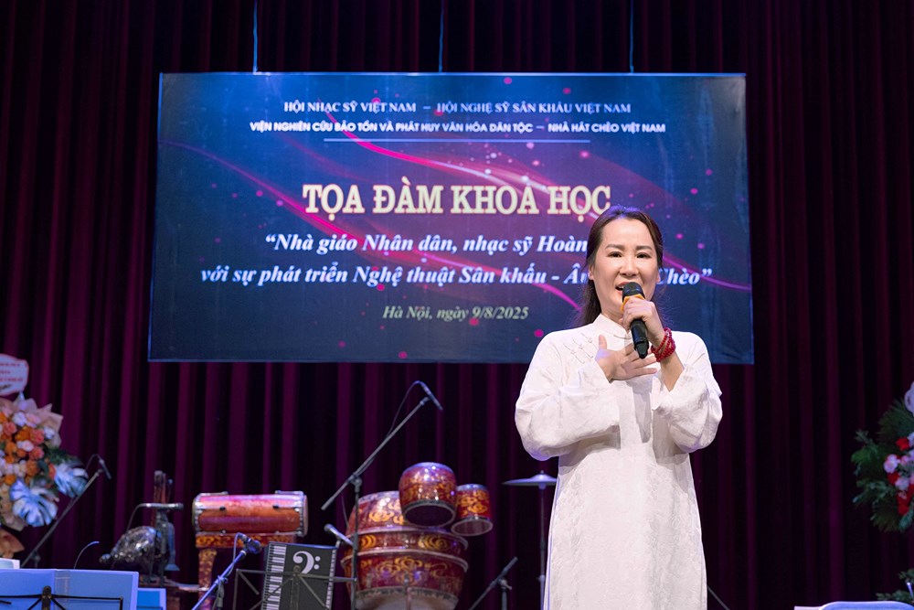 Nhà giáo Nhân dân, nhạc sĩ Hoàng Kiều với sự phát triển của sân khấu, âm nhạc Chèo - ảnh 2