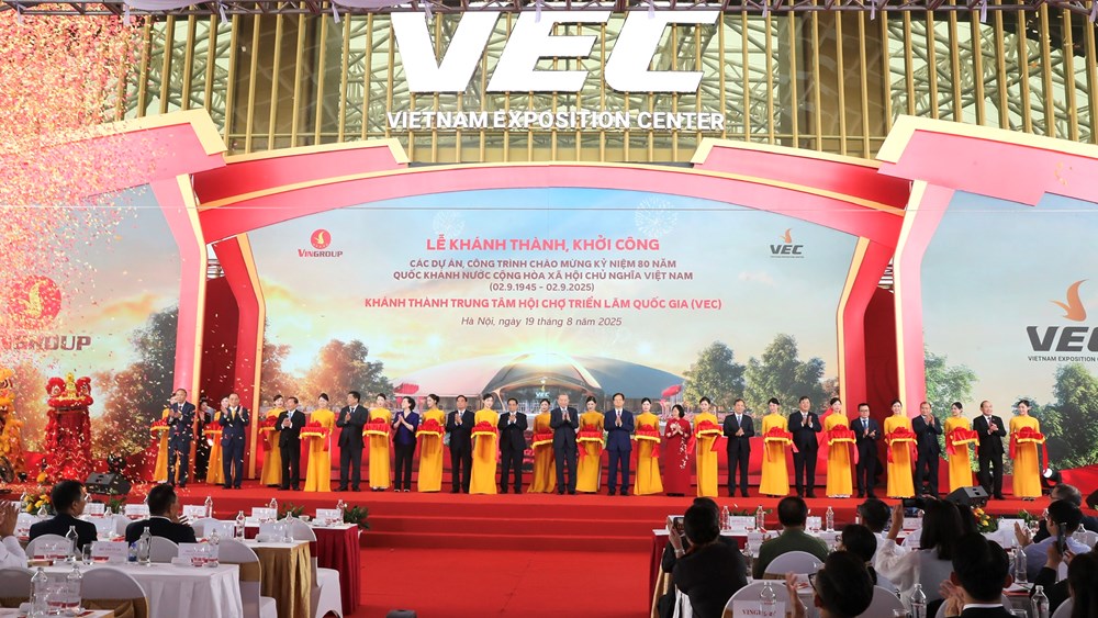 Làm tiếp những công trình biểu tượng của đất nước - ảnh 1