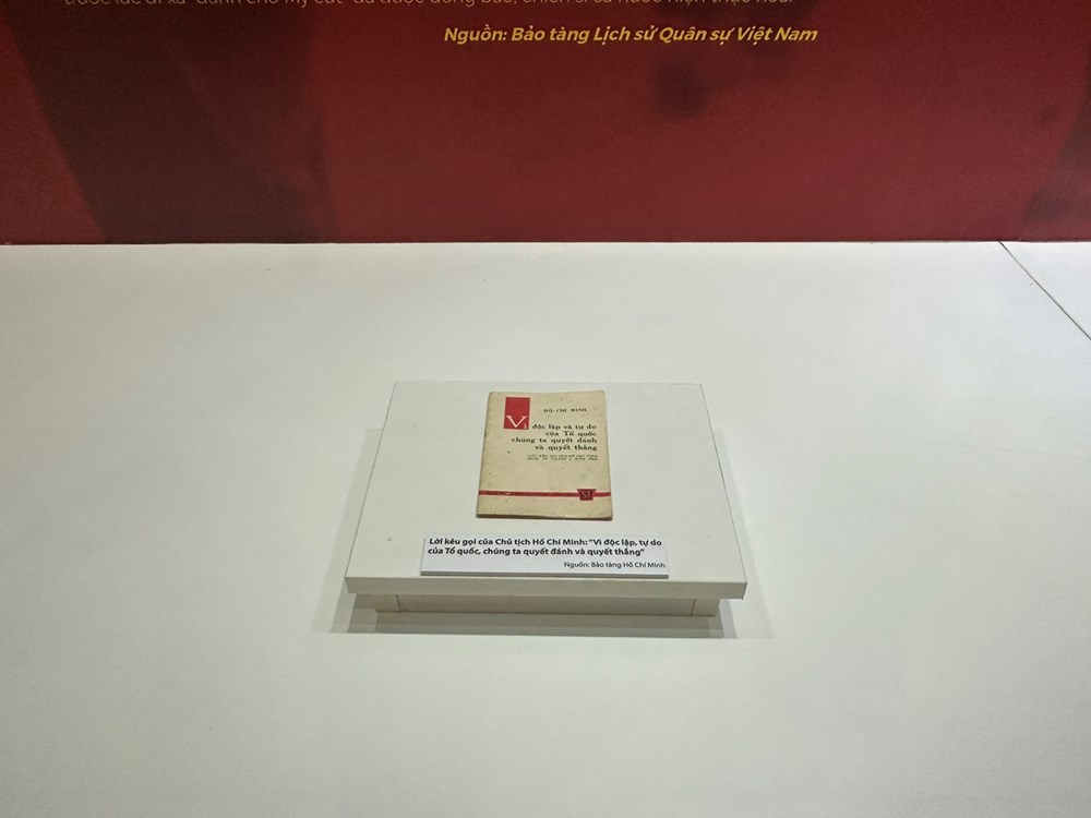 Hơn 200 tư liệu, hình ảnh kể chuyện Mùa thu Độc lập - ảnh 6
