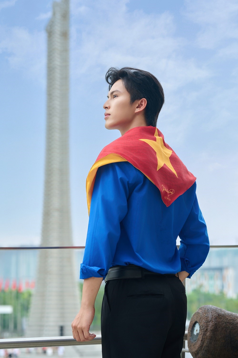 Nam vương Hà Nội 2024 gây thương nhớ với bộ ảnh trước thềm Quốc khánh - ảnh 4