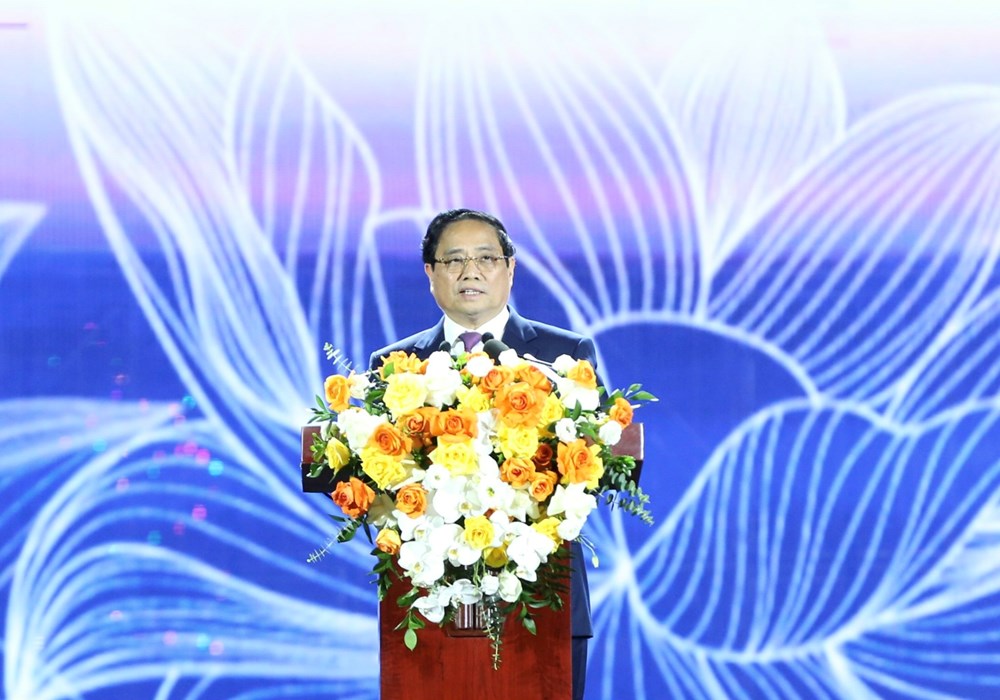 Tôn vinh chặng đường lịch sử và khát vọng vươn tới tương lai - ảnh 3