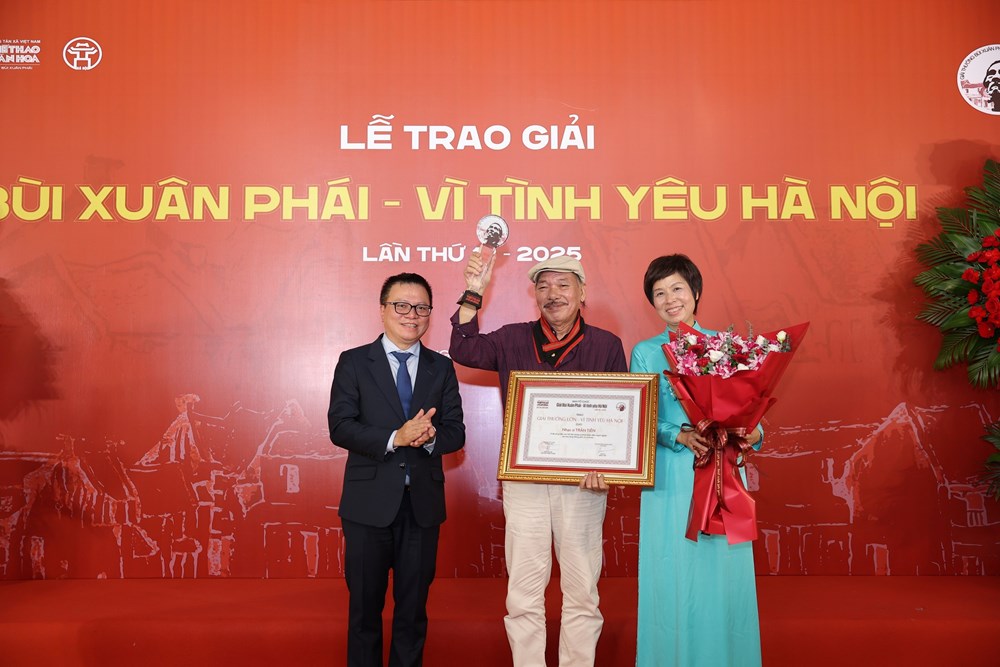 Nhạc sĩ Trần Tiến được “Giải thưởng Bùi Xuân Phái - Vì tình yêu Hà Nội“ - ảnh 1