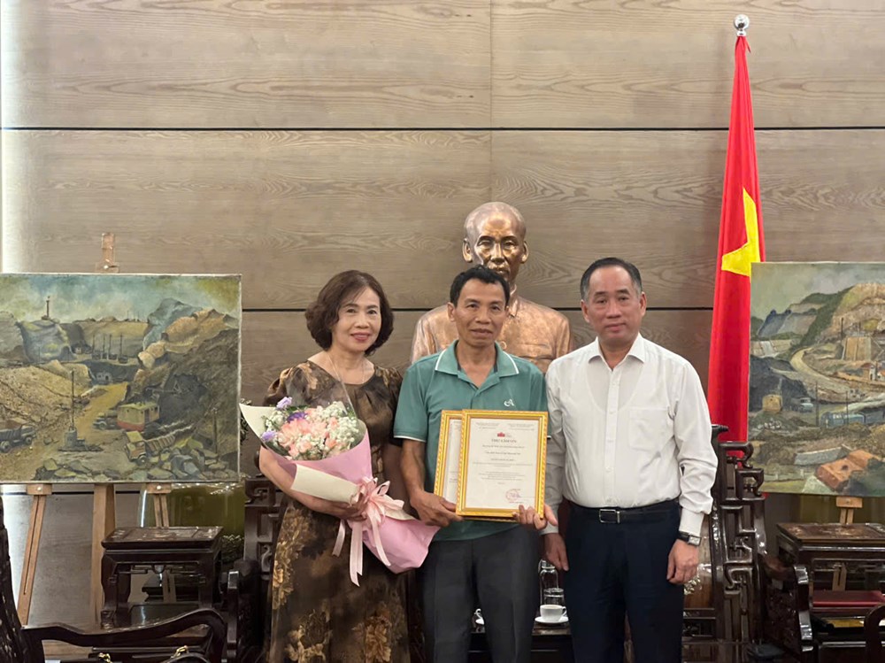 Những bức tranh không bán – di nguyện của họa sĩ vùng than dành cho Bảo tàng Mỹ thuật Việt Nam - ảnh 1