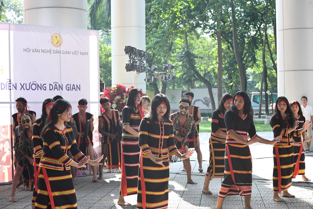 Những “báu vật nhân văn sống” với việc bảo tồn văn hóa, văn nghệ dân gian - ảnh 4