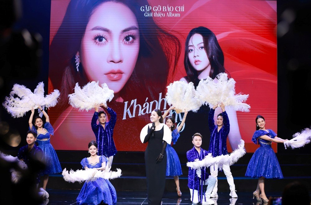 Khánh Thy hát về thanh xuân, hoài niệm và góc khuất dịu dàng của người phụ nữ - ảnh 3