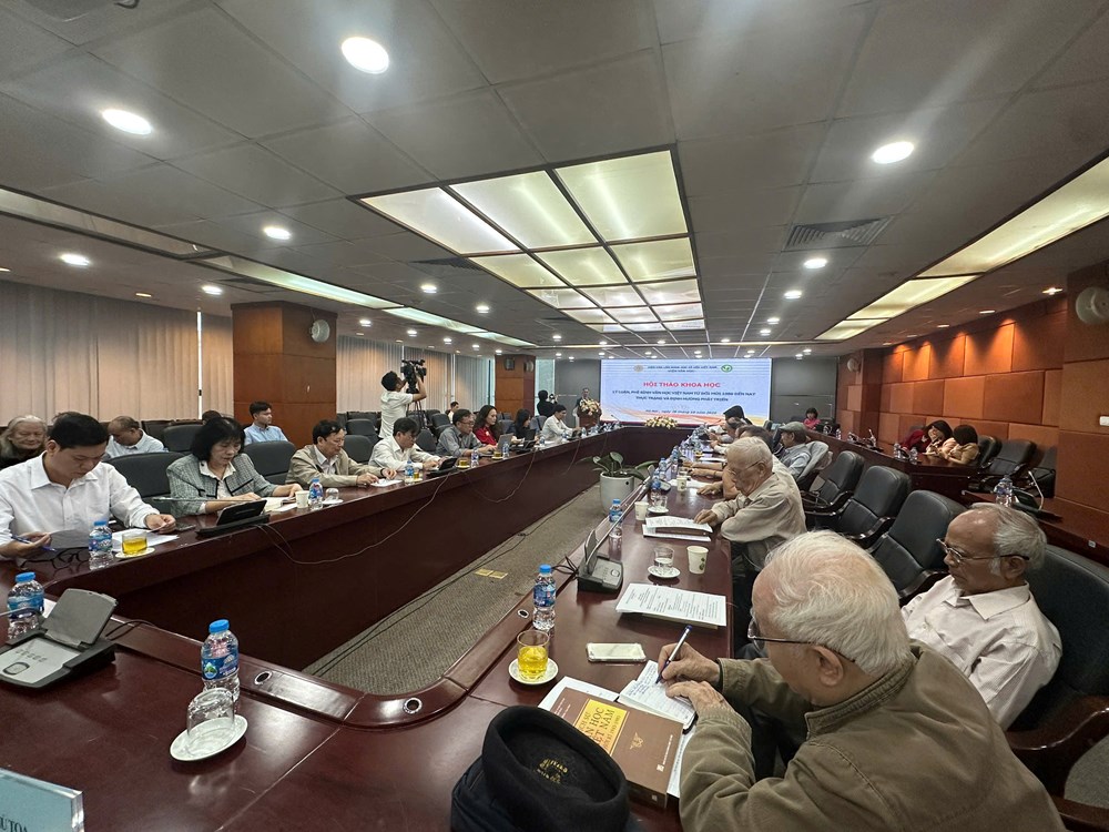 Giới trẻ chi tiền triệu để xem “sao” nhưng ngại ngần bỏ 50 nghìn ra mua sách - ảnh 4