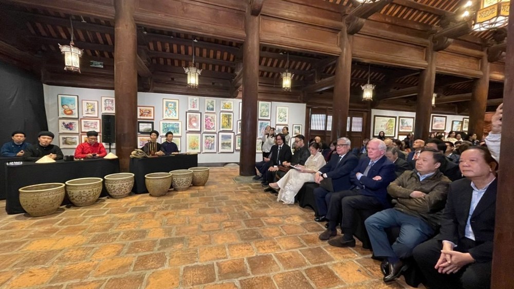 Đối thoại Đông - Tây tại Văn Miếu - Gợi mở giá trị di sản giáo dục trong thời hội nhập - ảnh 4