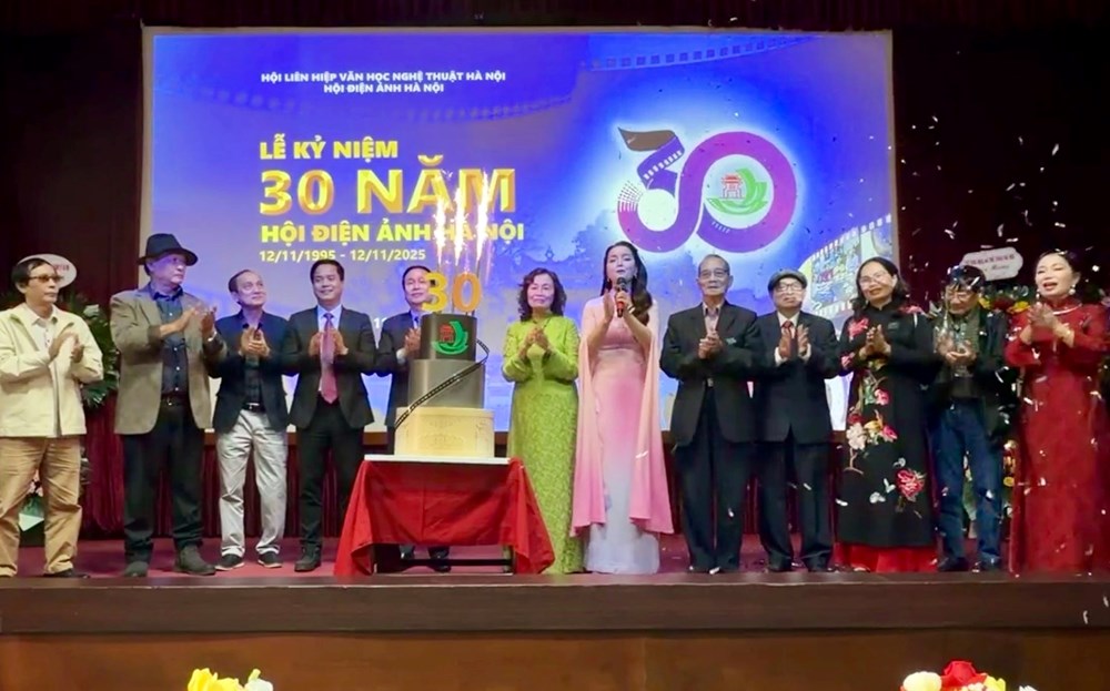 Đạo diễn phim “Mưa đỏ” được kết nạp Hội viên Hội Điện ảnh Hà Nội - ảnh 1