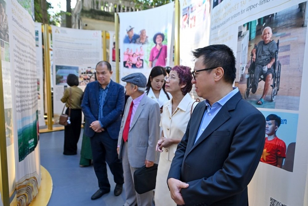 “Kiên trì phụng sự”- Thông điệp nổi bật tại Giải thưởng Hành động vì Cộng đồng 2025 - ảnh 4