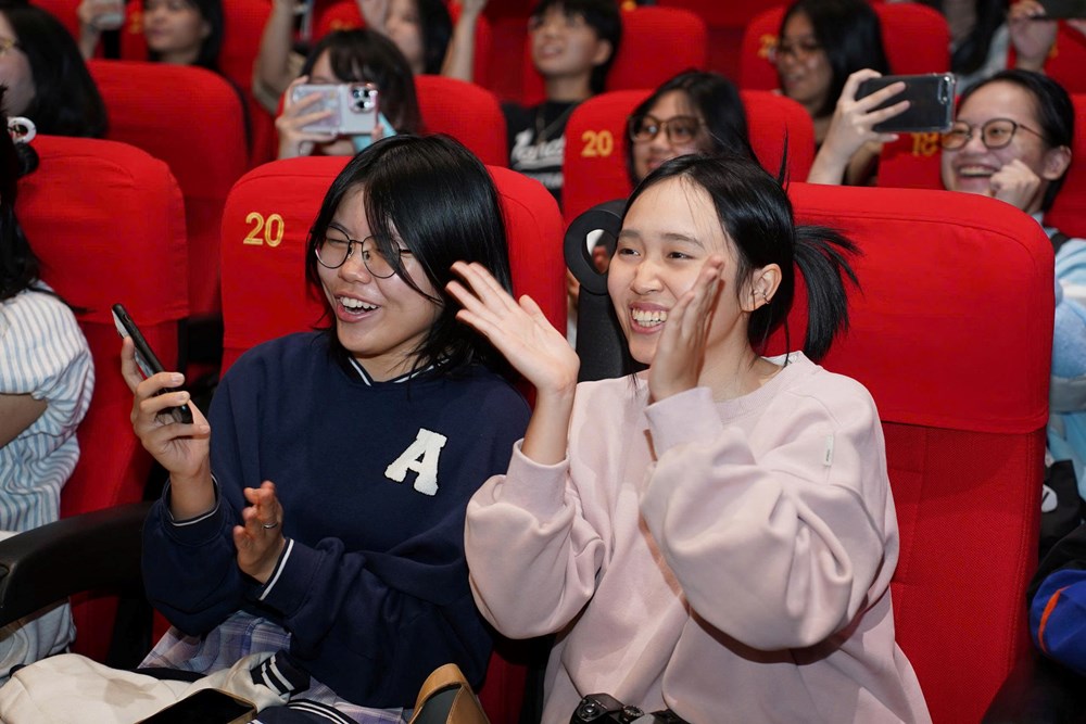 Khán giả vẹn nguyên cảm xúc sau 15 năm ra mắt “Mùi cỏ cháy“ - ảnh 5