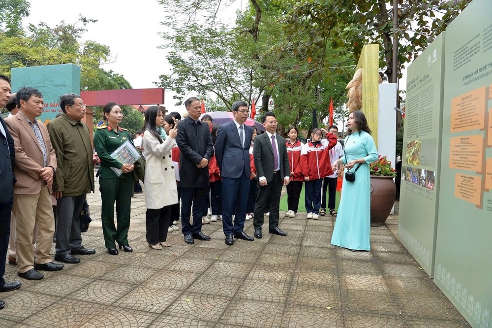 “Âm vang di sản” tôn vinh sắc màu văn hóa phi vật thể Cổ Loa - ảnh 2