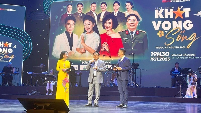 “Khát vọng sống trước kỷ nguyên mới”- Bản giao hưởng của niềm tin và tình yêu Tổ quốc - ảnh 2