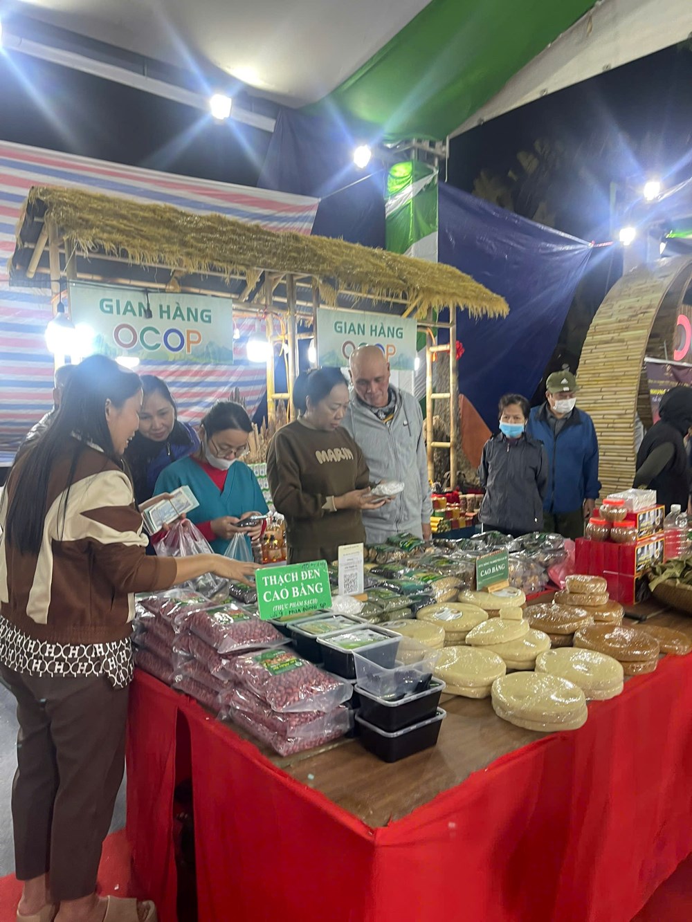 Di sản Văn hoá, danh thắng Việt Nam và sản phẩm thủ công truyền thống hội tụ - ảnh 5