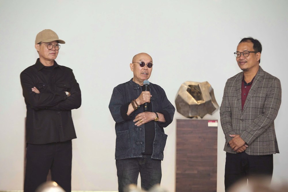 Triển lãm hội họa điêu khắc của Đinh Phong  - ảnh 6