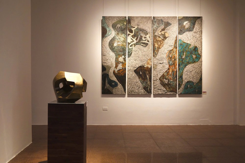 Triển lãm hội họa điêu khắc của Đinh Phong  - ảnh 1