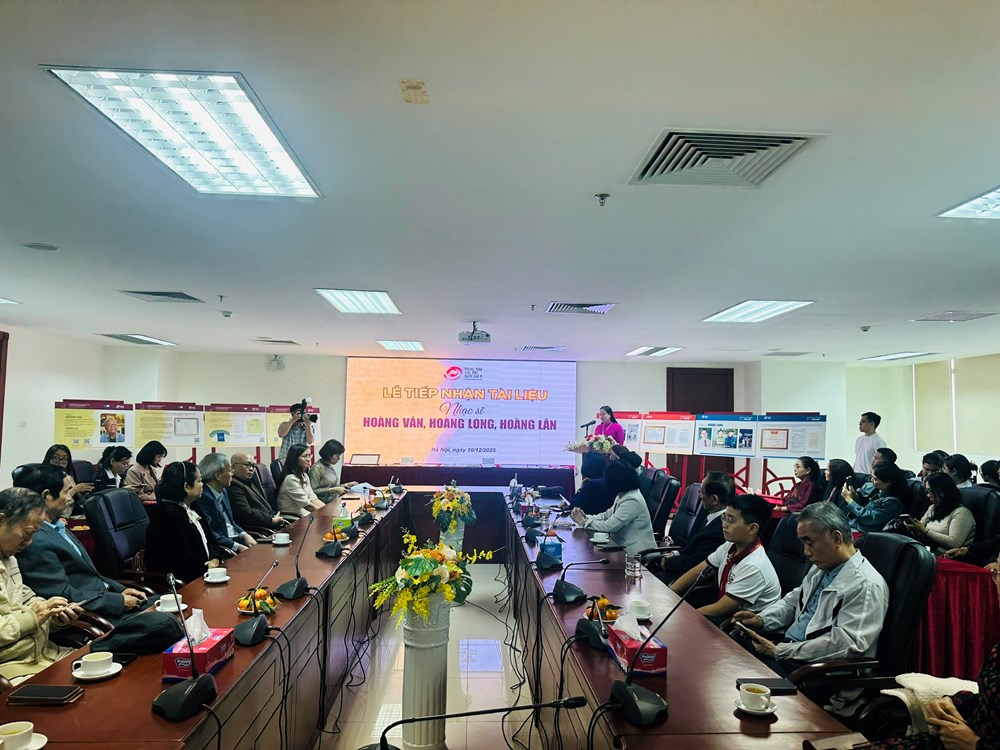 Bản thảo quý của nhạc sĩ Hoàng Vân chính thức được lưu giữ tại Trung tâm Lưu trữ quốc gia III - ảnh 1