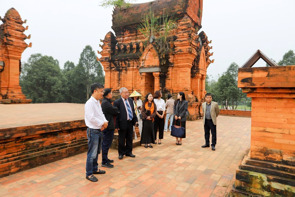 “Tổng kết các phương pháp tu bổ di tích tháp Chăm”- nhìn lại hơn 40 năm bảo tồn một loại hình di sản đặc sắc - ảnh 3