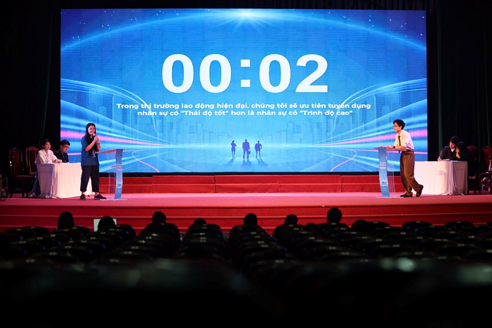 Tuổi trẻ Thủ đô cất tiếng nói trách nhiệm tại Chung kết Cuộc thi Hùng biện 2025 - ảnh 2