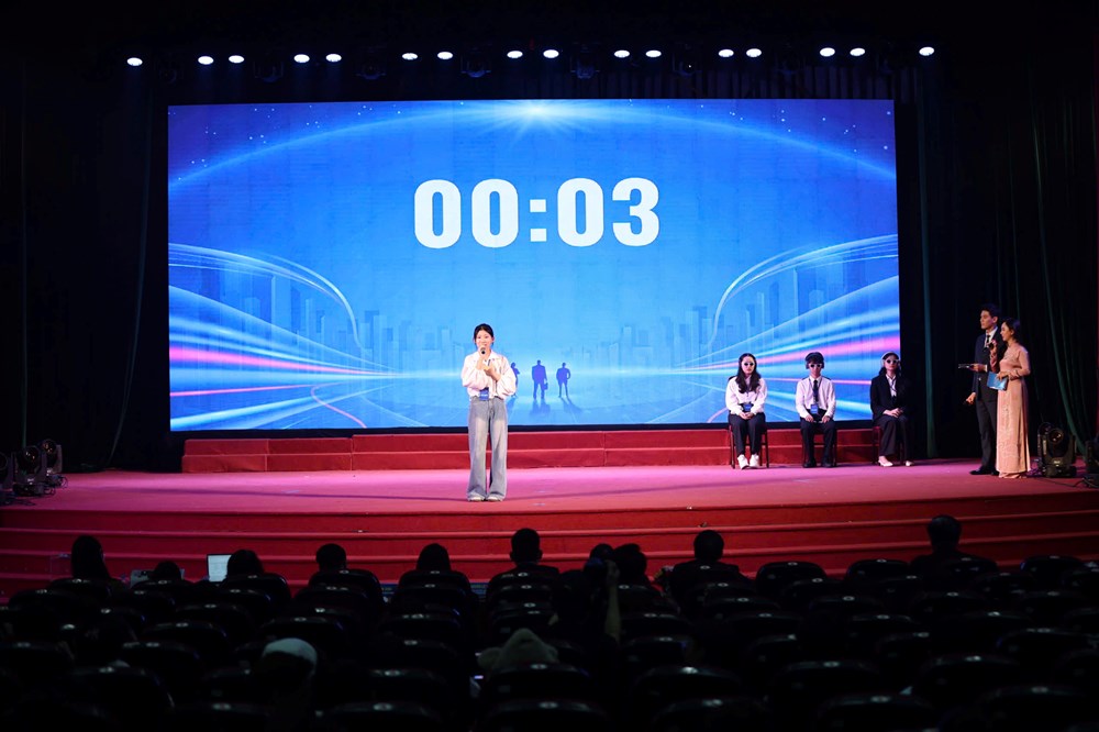 Tuổi trẻ Thủ đô cất tiếng nói trách nhiệm tại Chung kết Cuộc thi Hùng biện 2025 - ảnh 3
