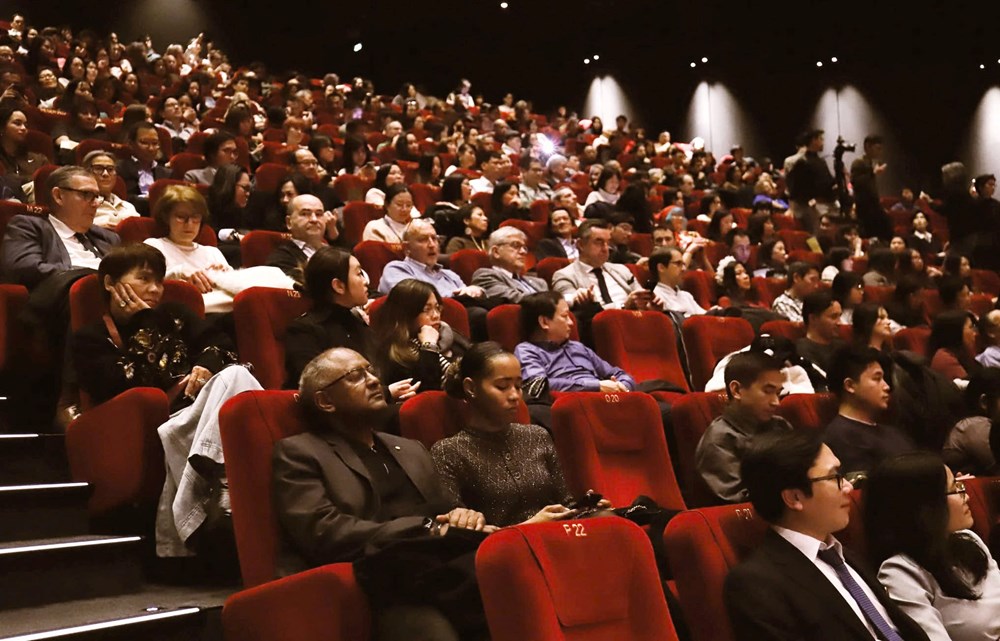 Tuần lễ 'Điện ảnh Việt Nam – Hành trình Ánh sáng' tại Paris khép lại với nhiều dấu ấn nổi bật - ảnh 7