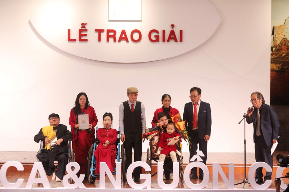 Cuộc thi thơ từ một làng quê Việt - ảnh 7