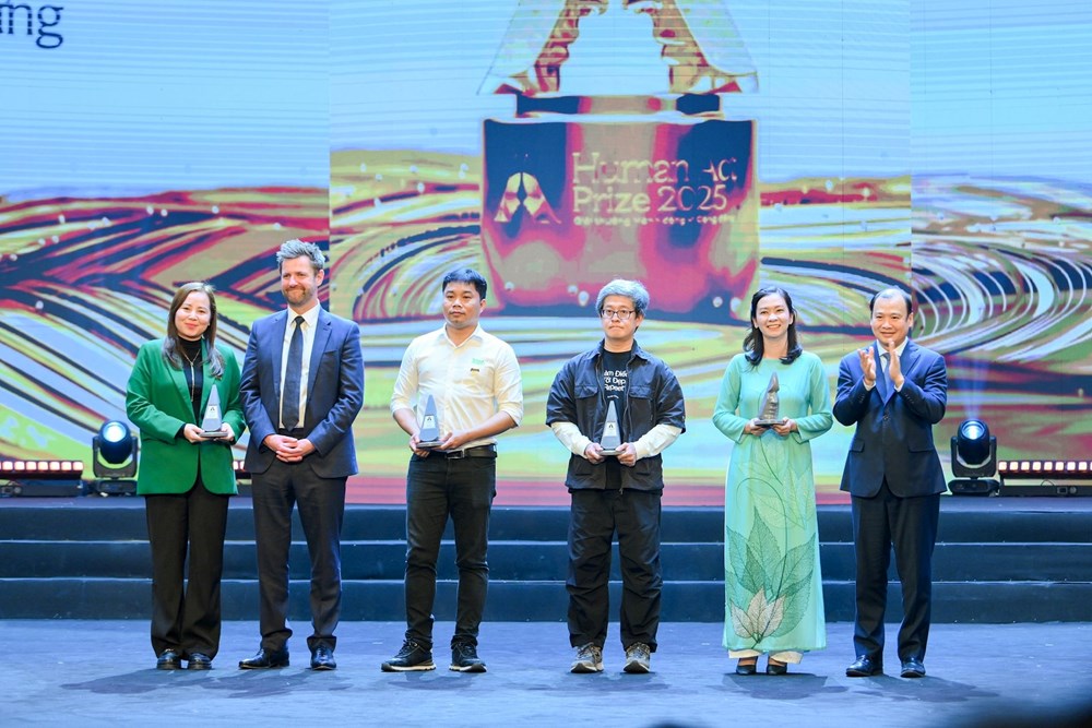 Giải thưởng “Hành động vì cộng đồng” 2025 - Kiên trì phụng sự, lan tỏa những giá trị bền bỉ - ảnh 6