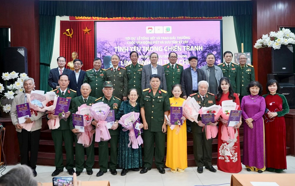 Vinh danh 8 tác phẩm kể chuyện “Tình yêu trong chiến tranh“ - ảnh 3