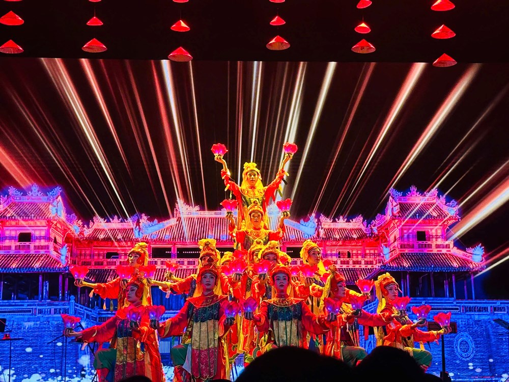 Rực rỡ sắc màu văn hoá Việt Nam tại Trung Quốc - ảnh 10