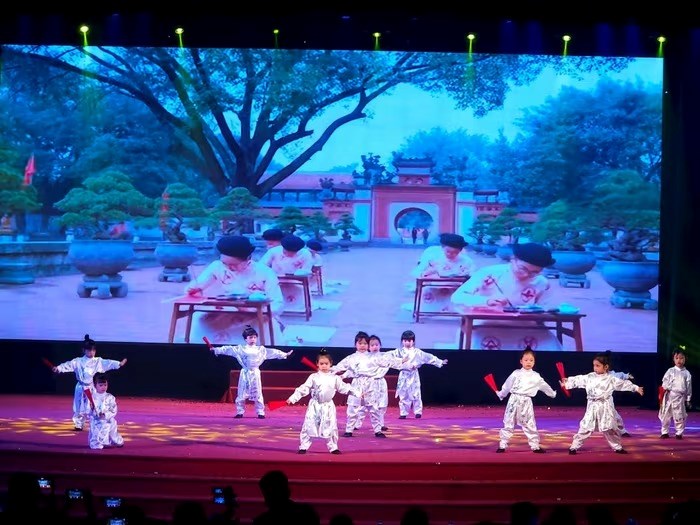 Sôi nổi các hoạt động trong Ngày hội thiếu nhi Thủ đô - ảnh 3