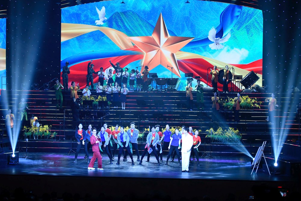 Tổng Bí thư Tô Lâm dự chương trình “Hồ Chí Minh – Hành trình khát vọng 2025” - ảnh 8