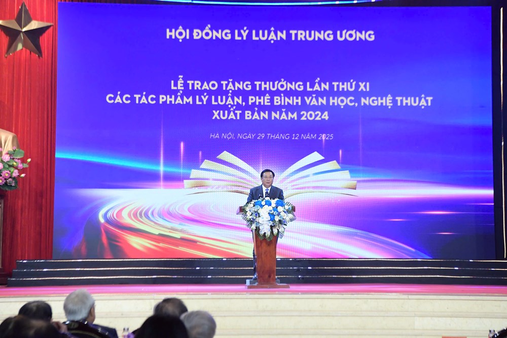 Báo Văn Hoá nhận tặng thưởng của Hội đồng Lý luận Trung ương - ảnh 2