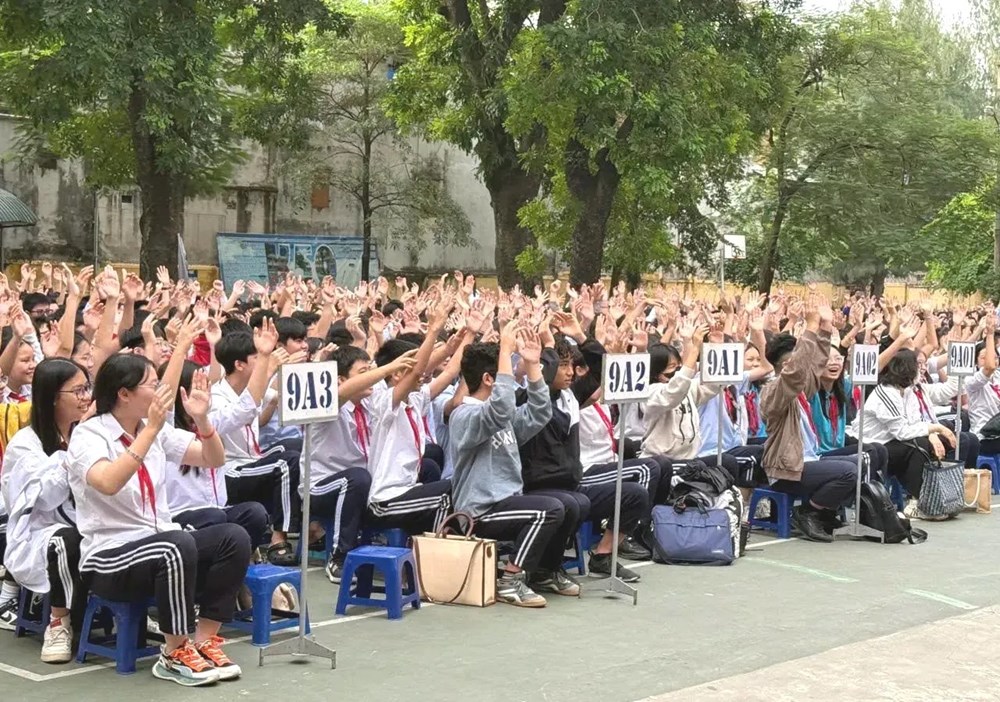 Hà Nội lan tỏa thông điệp xây dựng môi trường học đường không khói thuốc - ảnh 1