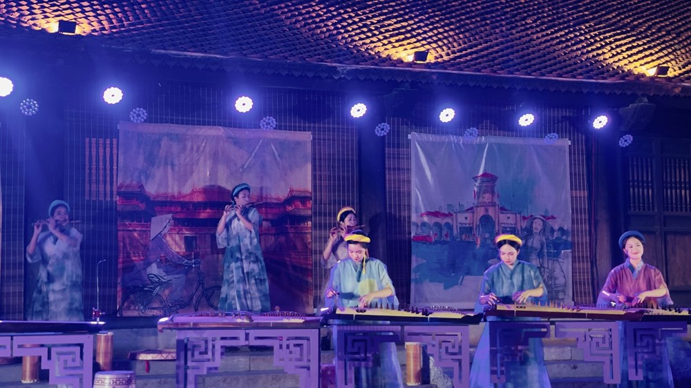 Đánh thức không gian di sản Văn Miếu - Quốc Tử Giám về đêm - ảnh 2