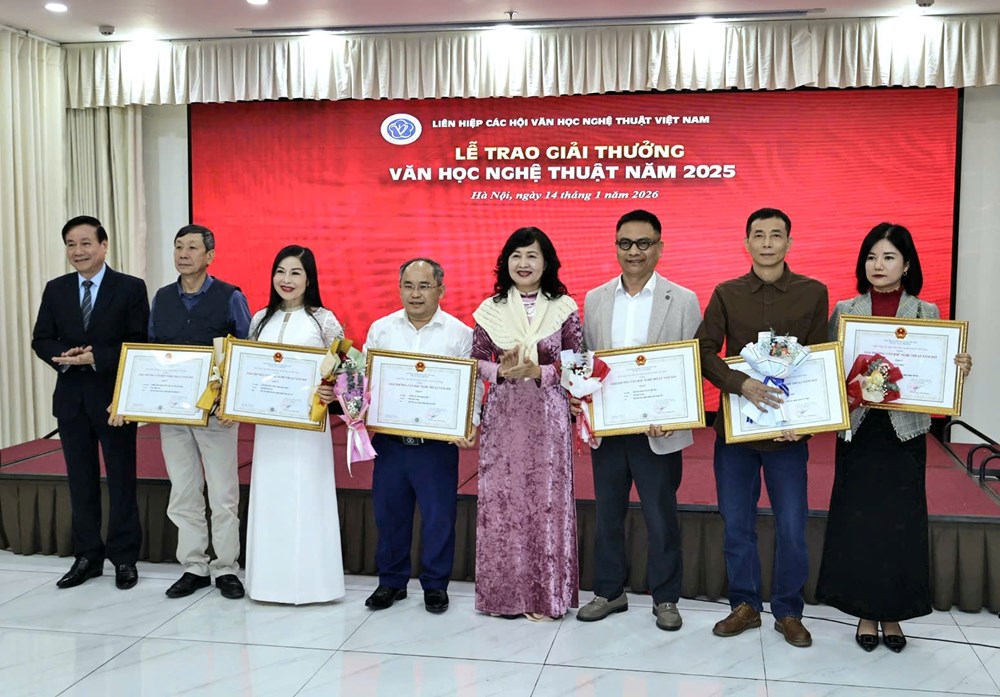 Phim “Mưa đỏ” nằm trong danh sách các tác phẩm Văn học nghệ thuật xuất sắc năm 2025 - ảnh 6